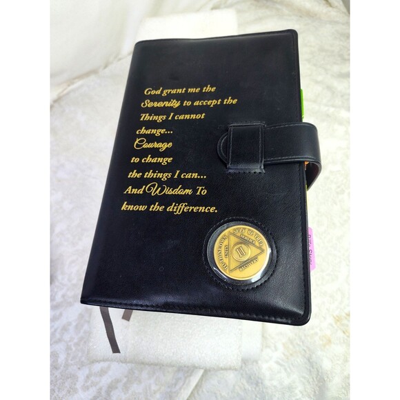 Alcoholics Anonymous Big Book & 12 Steps Set Serenity Prayer Cover AA  Medallion - Picture 13 of 16
